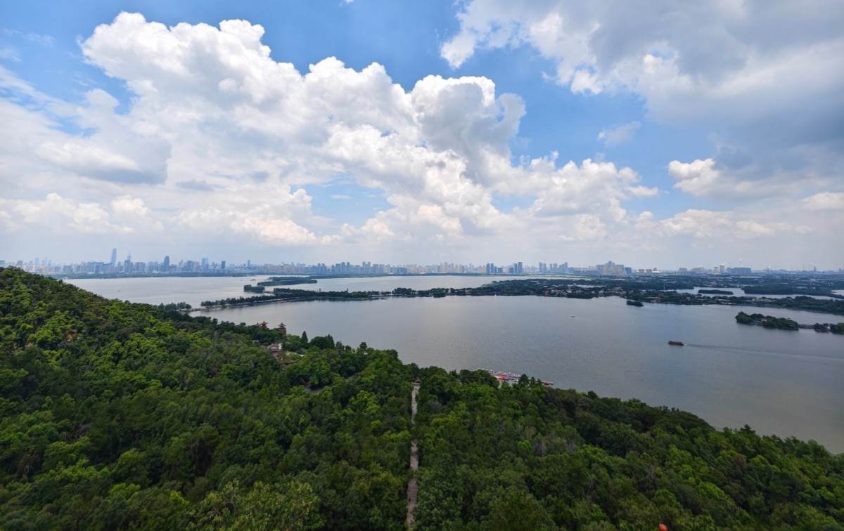 楚天台风景